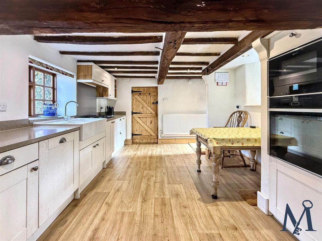 Property photo 2 of 30 Kitchen Diner