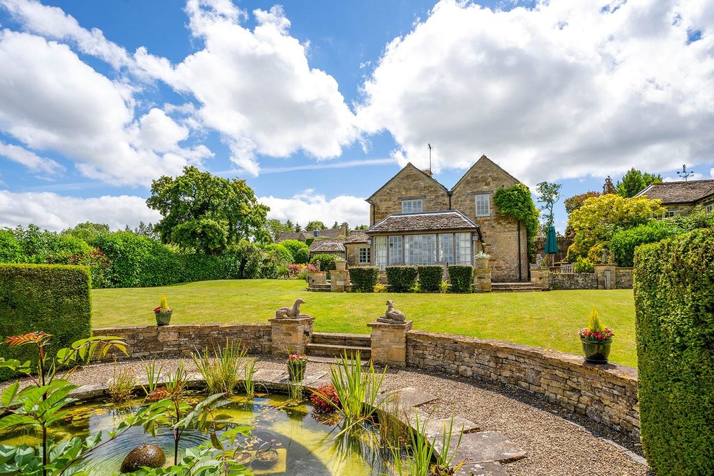Property photo 1 of 25 Hawkwell Hhouse Rear