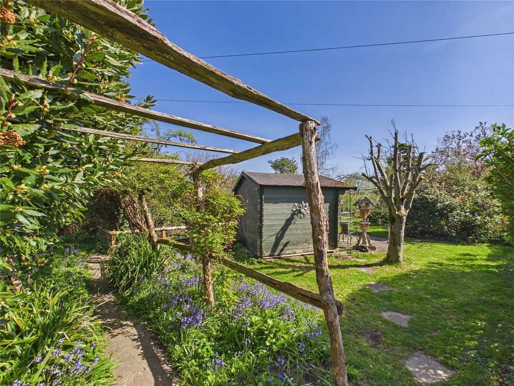 Property photo 3 of 22 Picture No. 28