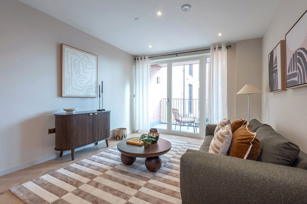 Property photo 2 of 9 Picture No. 11