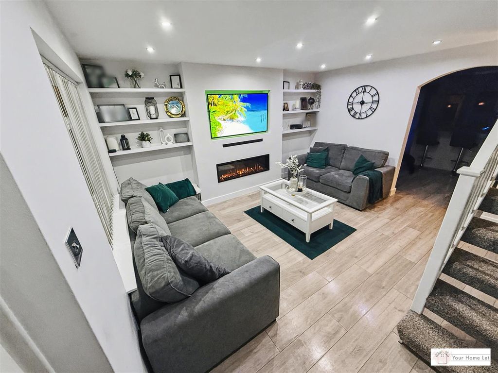 Property photo 2 of 16 2.Jpg