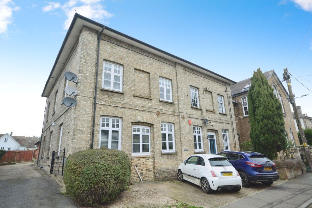 Property photo 1 of 14