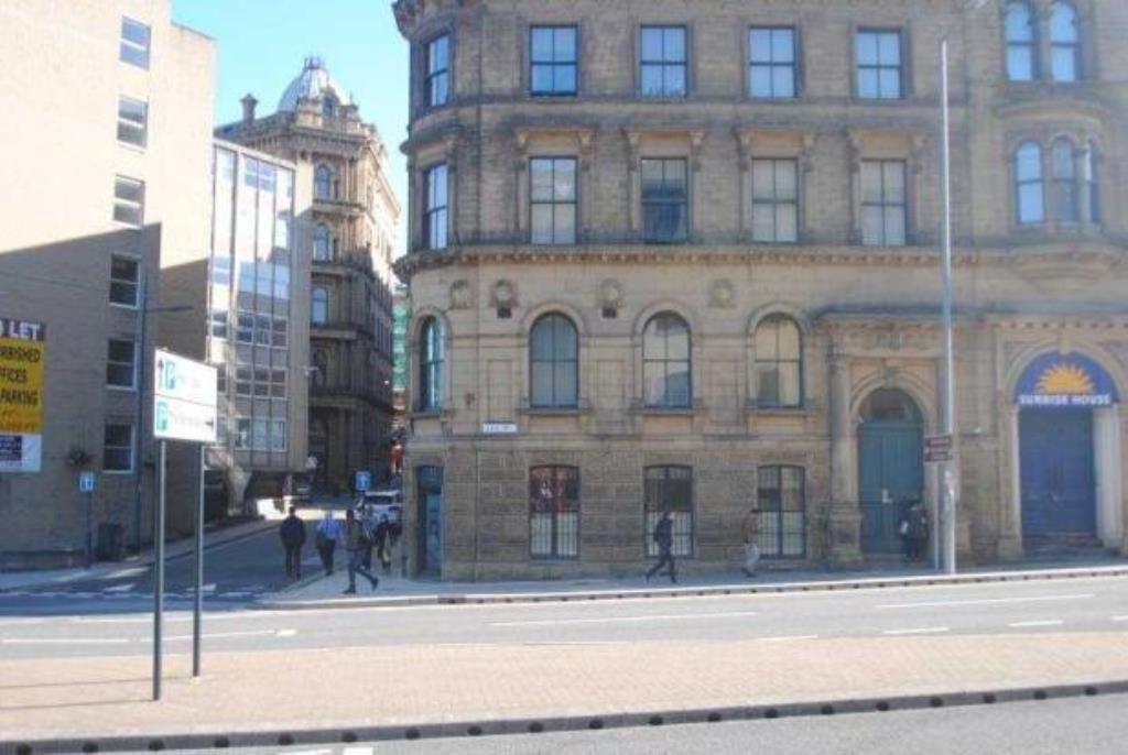 Property photo 1 of 9 64844_Rr14Ds_Img_01_