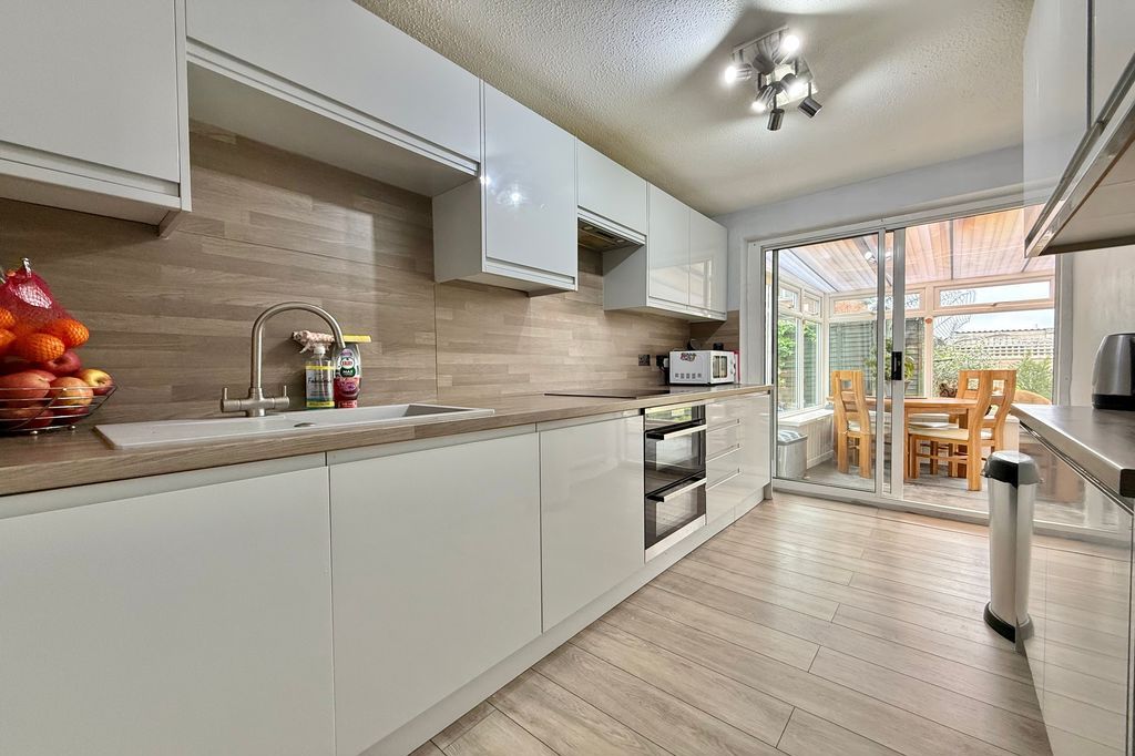 Property photo 2 of 19 Re-Styled Kitchen