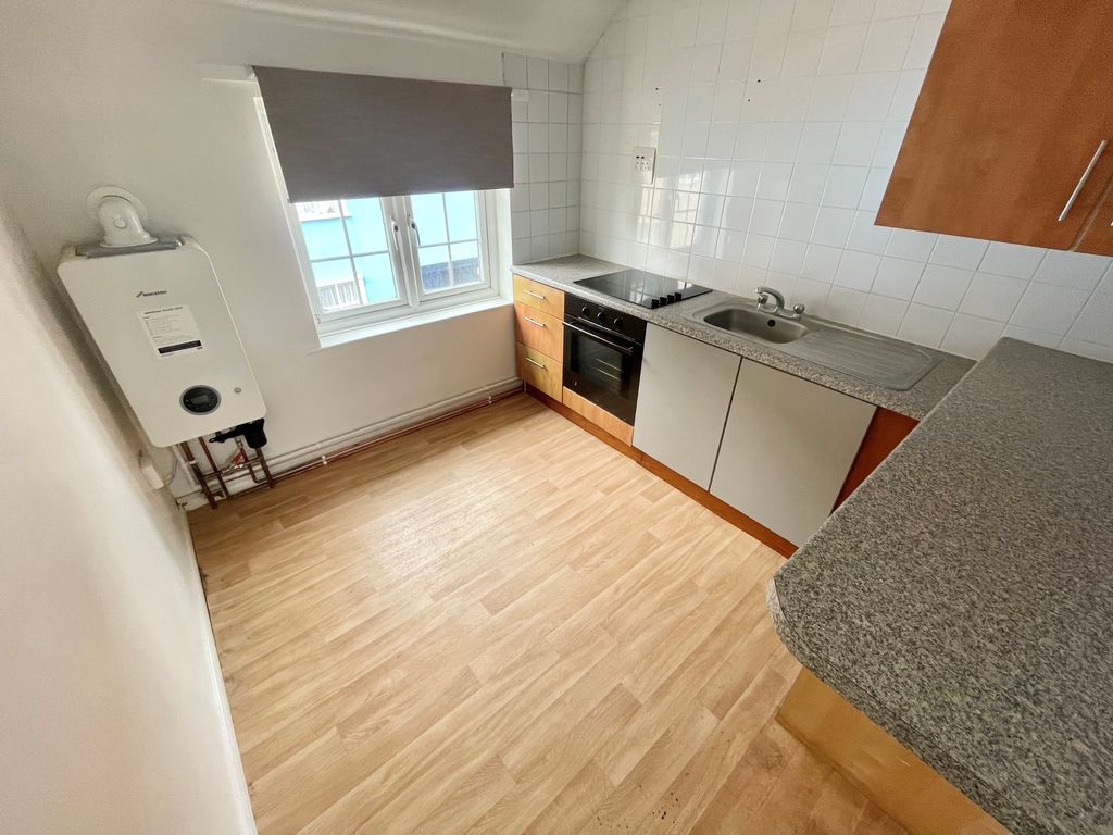 Property photo 3 of 6 Front