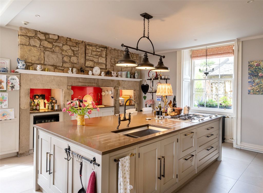 Additional image 6 of 7 bed detached house for saleMonkcastle House, Dalry Road, Kilwinning, Ayrshire KA13