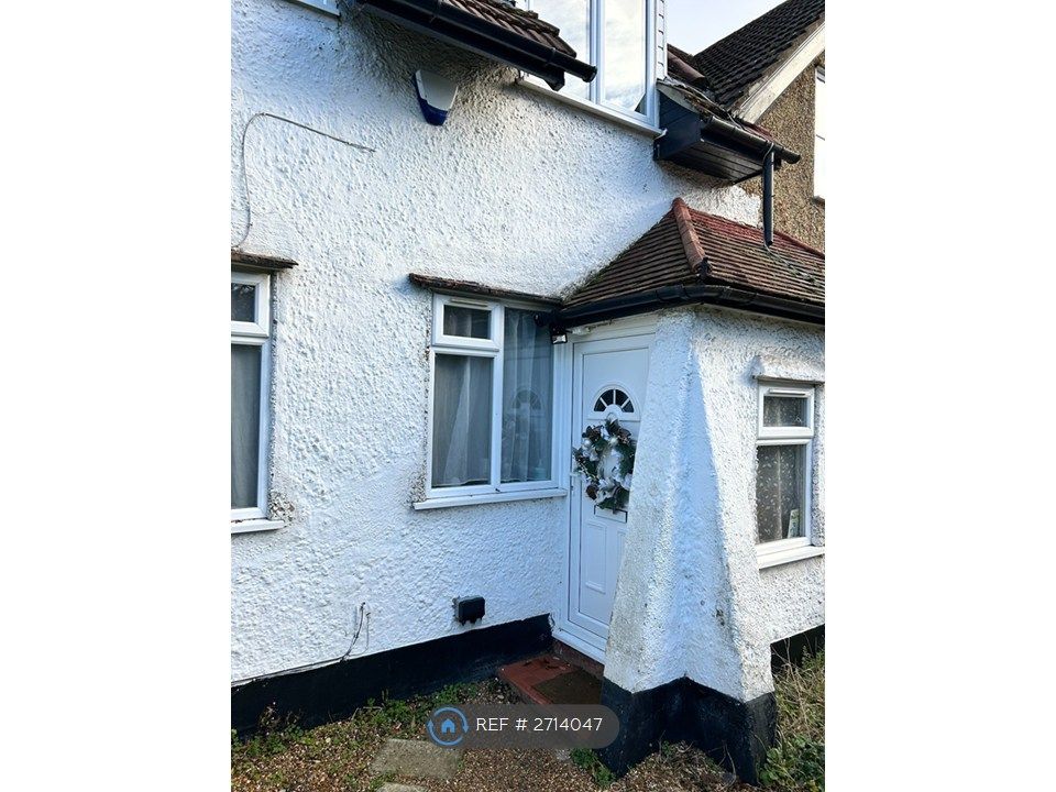 Property photo 3 of 25