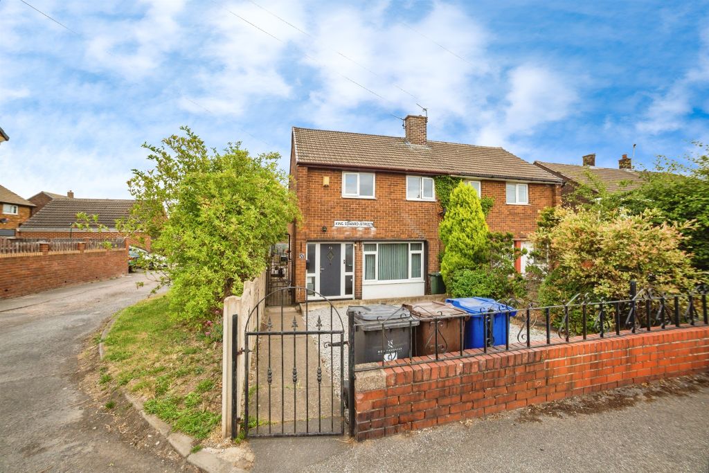 Property photo 2 of 17