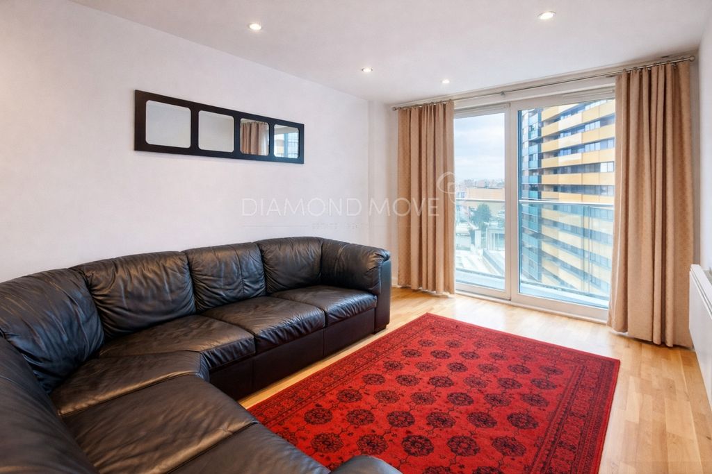 Property photo 1 of 10 Photo 8