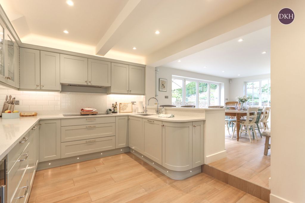 Property photo 3 of 29 Picture No. 40