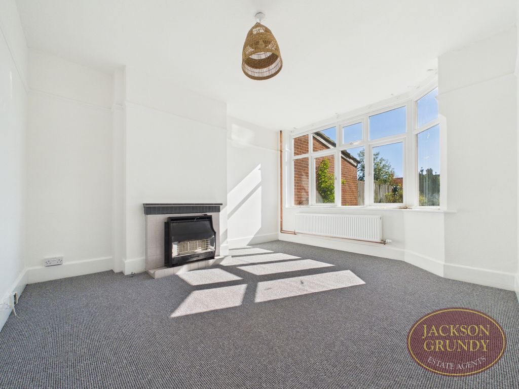 Property photo 3 of 12 Photo 4