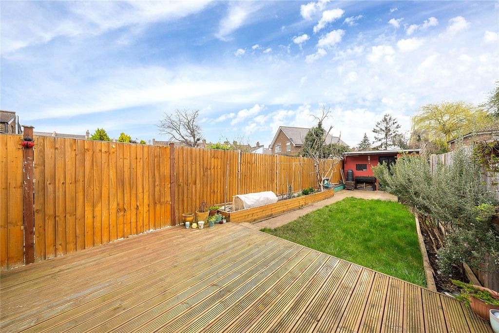 Property photo 3 of 9 Picture No. 06