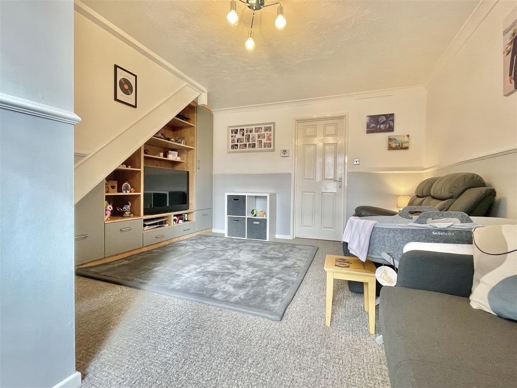 Property photo 2 of 18 Img_2002.Jpeg