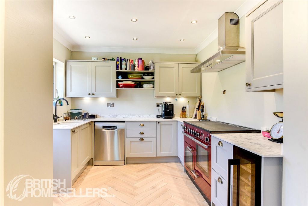 Property photo 3 of 34 Picture No. 08