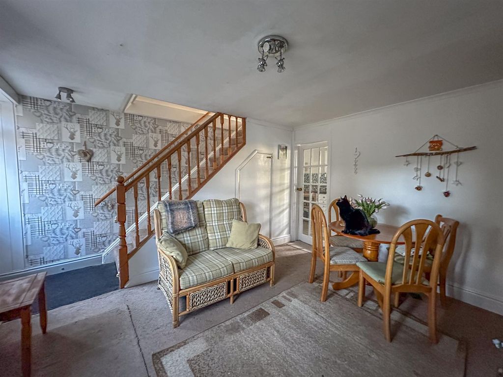 Property photo 2 of 32 Allanbank (1).Jpg