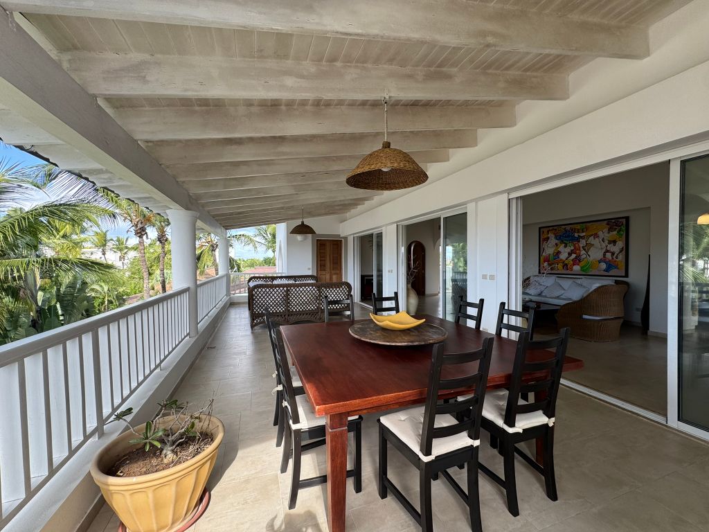 Property photo 3 of 23