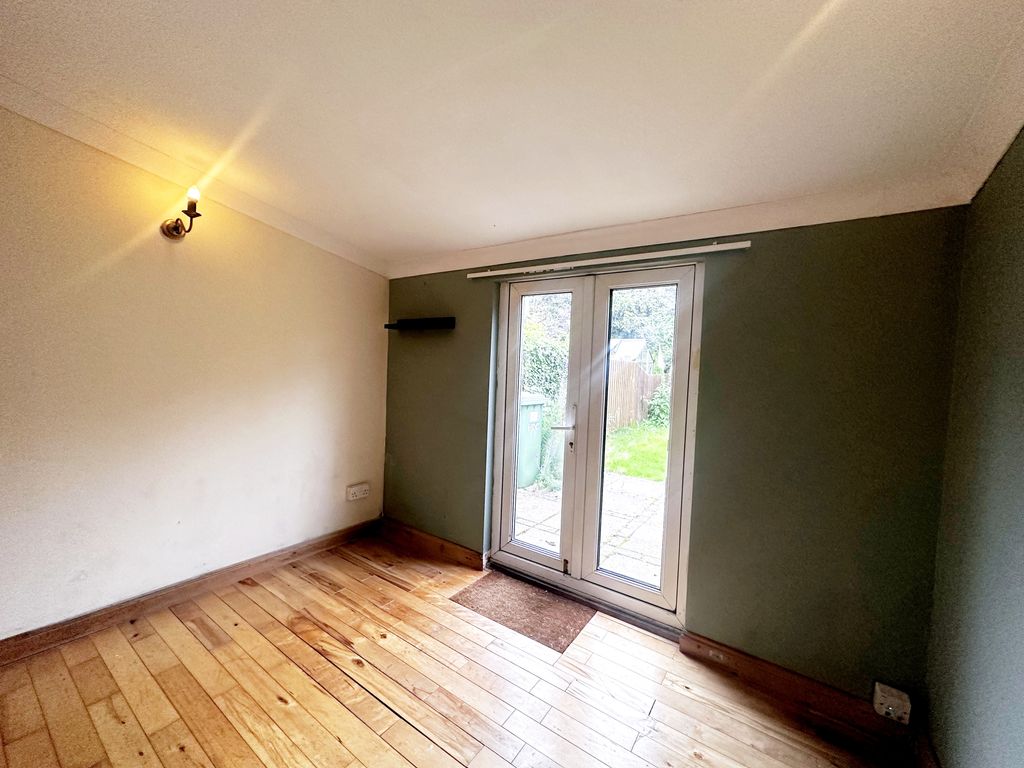 Property photo 1 of 6 Dining Room
