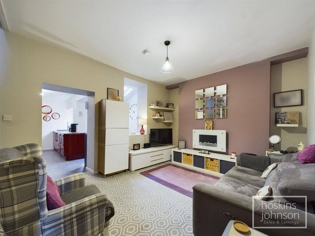 Property photo 3 of 22 Living Room