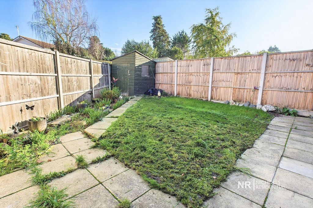 Property photo 3 of 15 Garden