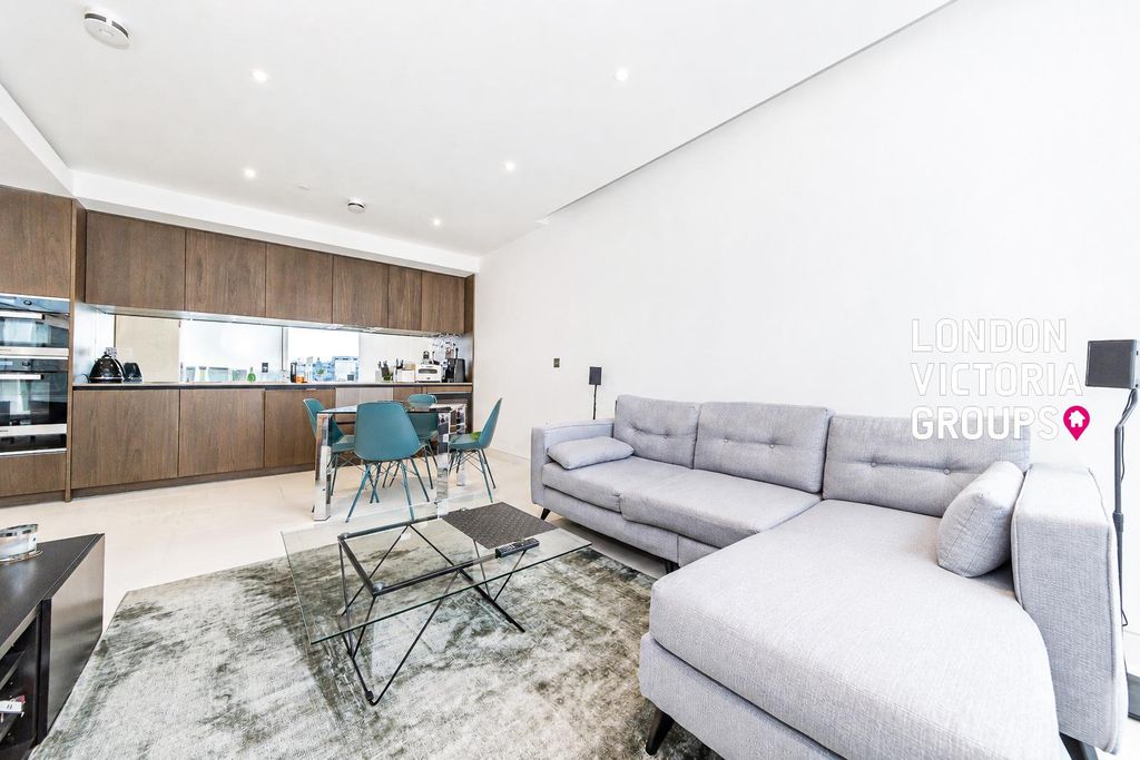 Property photo 2 of 14 1-11118.Jpg