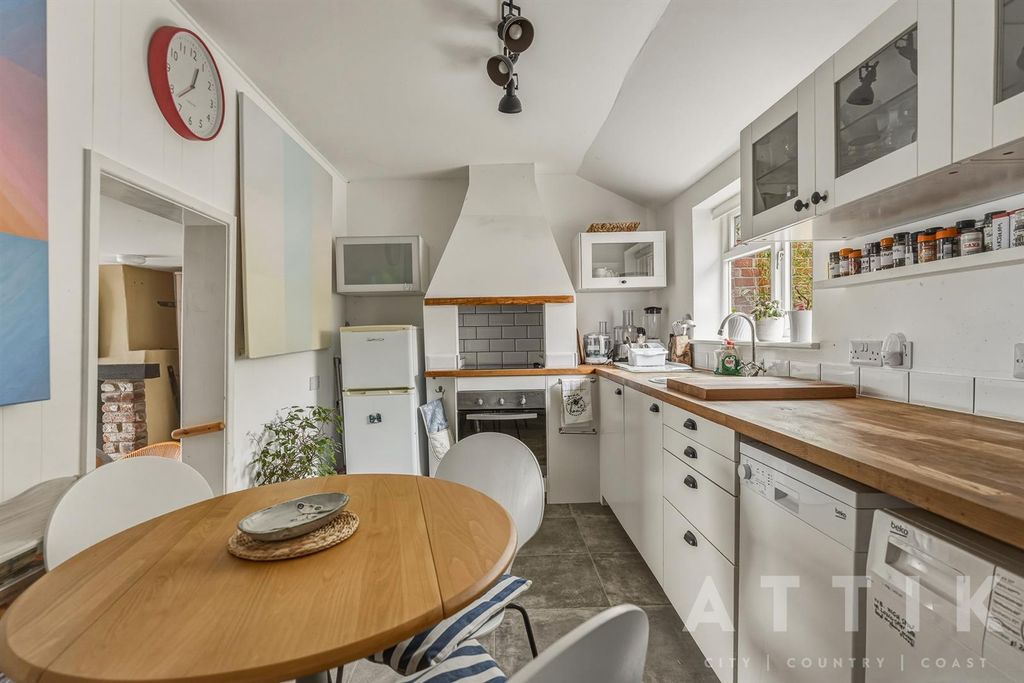 Property photo 1 of 21 8.Jpg