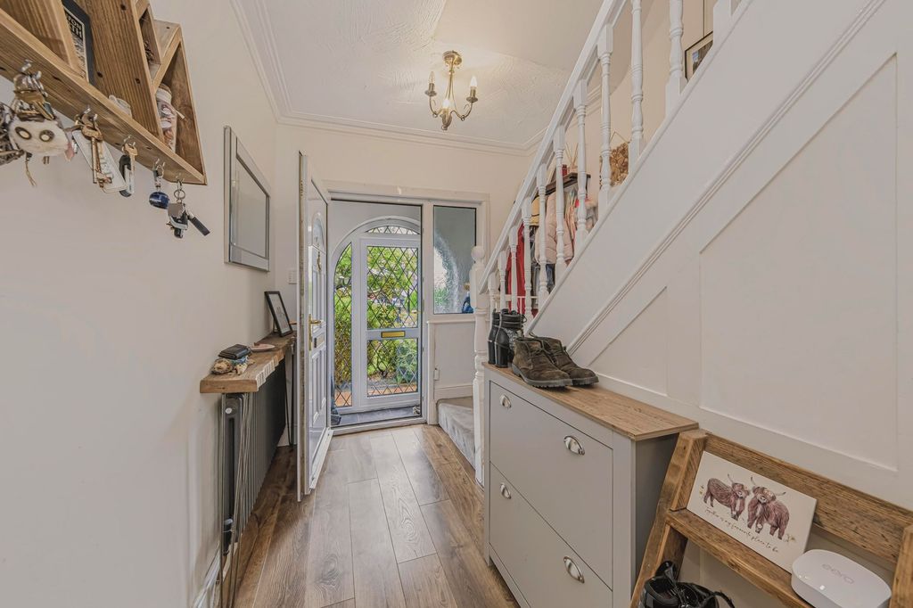 Property photo 2 of 38