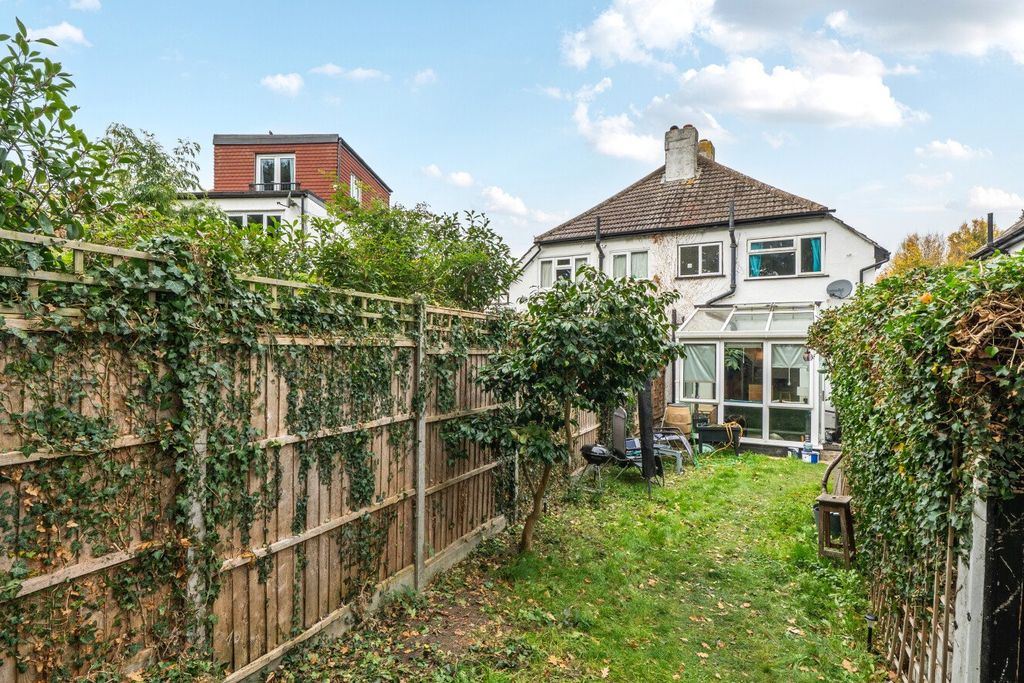 Property photo 2 of 11 Picture No. 08