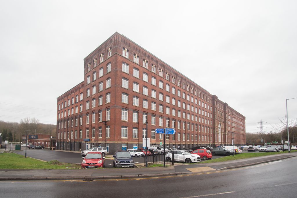 Property photo 1 of 15