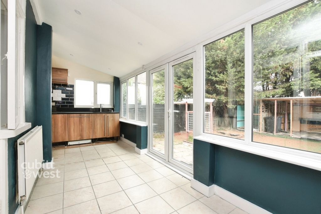 Property photo 1 of 13 0A16F2F1-901H32DX