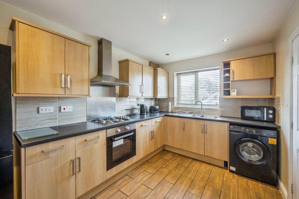 Property photo 2 of 18
