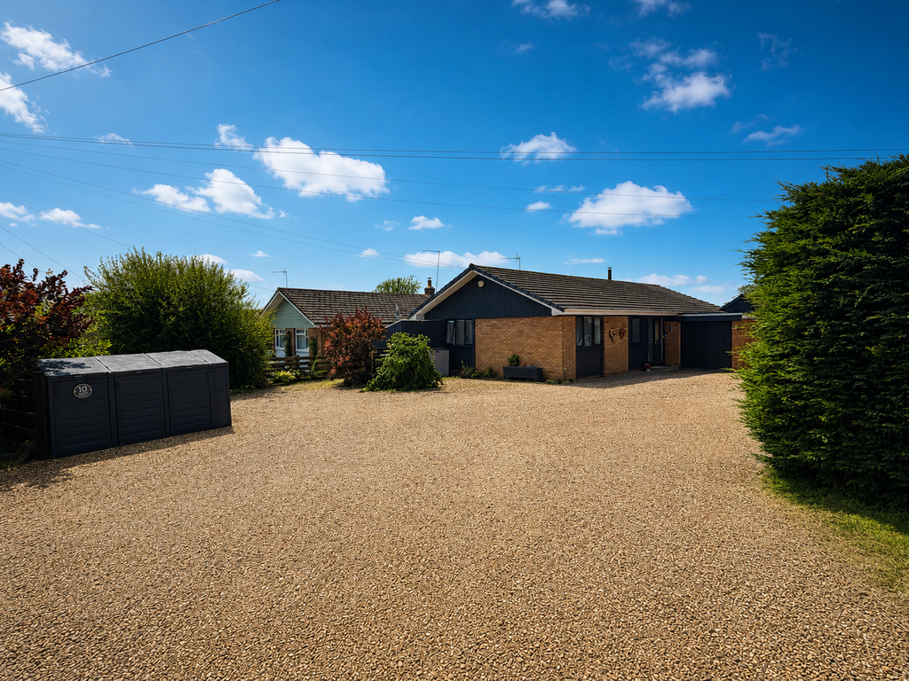 Property photo 1 of 33