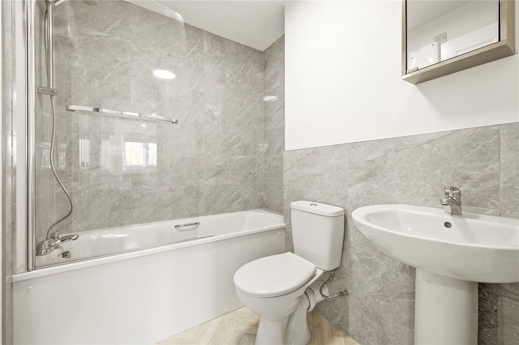 Property photo 3 of 8 Picture No. 08