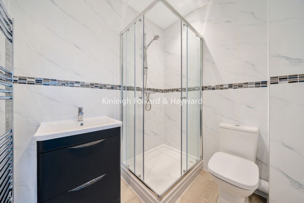 Property photo 3 of 8 16d80550-1F02-4Ed2-A