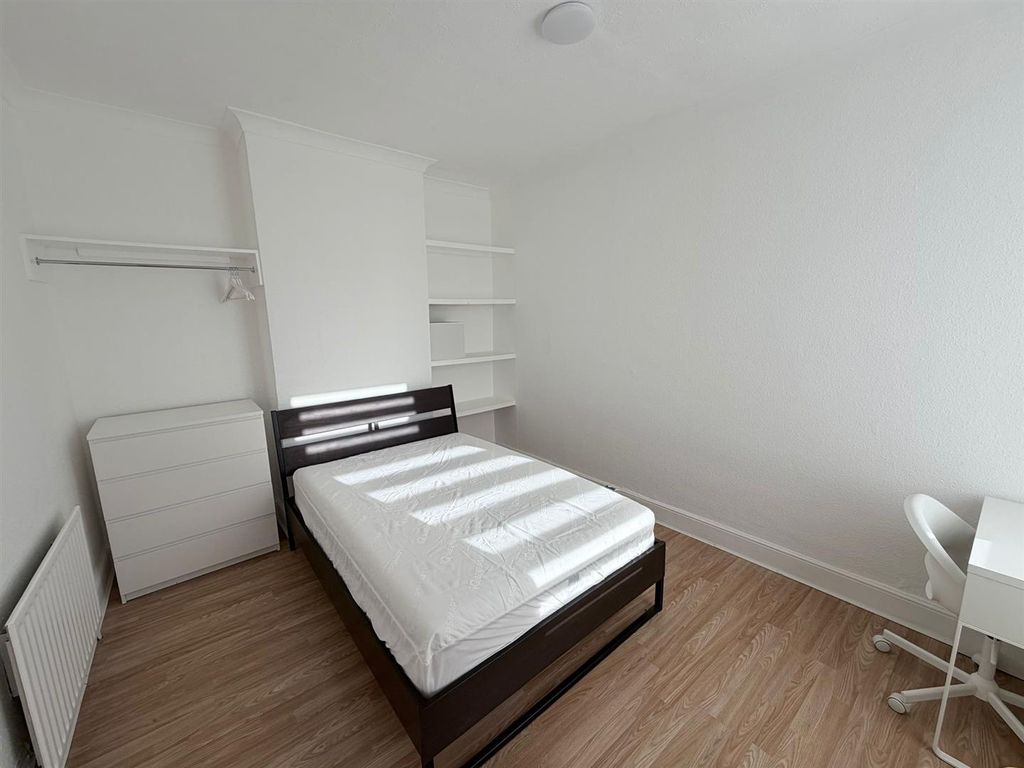 Property photo 2 of 5 Original-0845E661-B937-406B-835B-58E081C9B98B.Jpeg