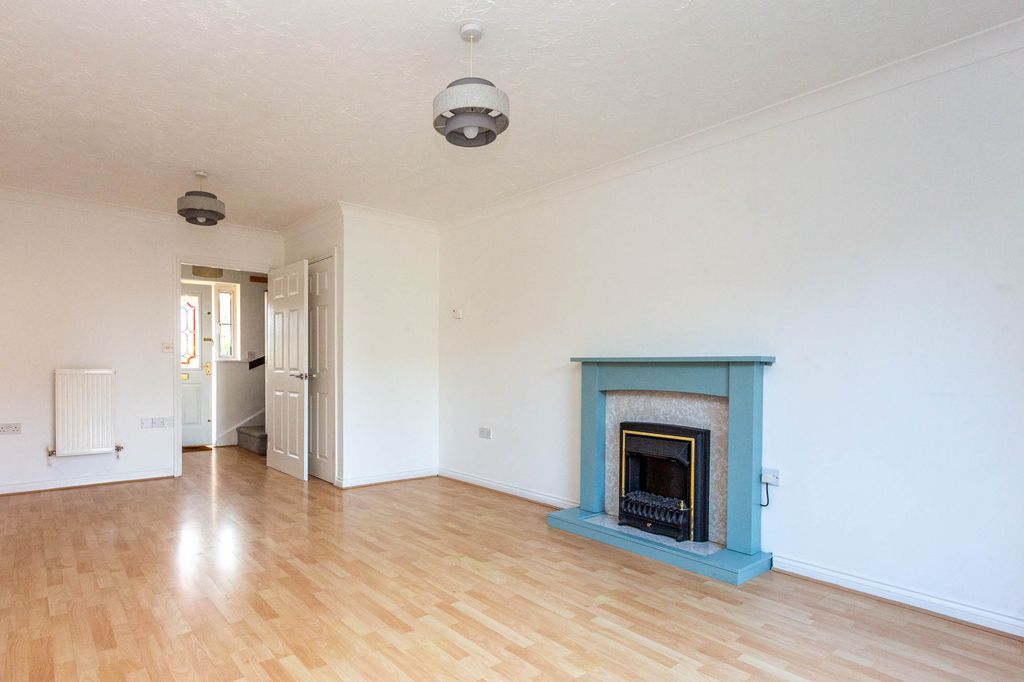 Property photo 3 of 13 Lounge/Dining Room