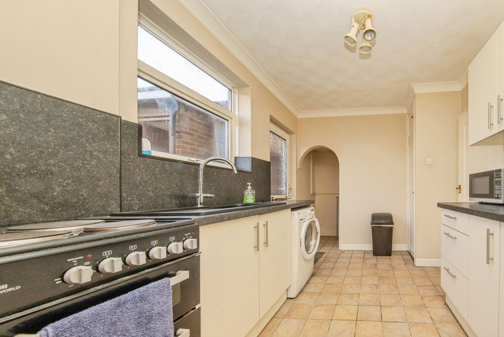 Property photo 2 of 16 Pbox-Img.Jpg