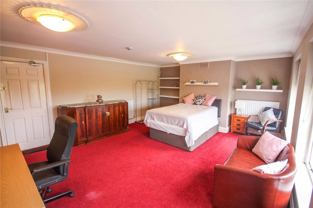 Property photo 1 of 15 Picture No. 31