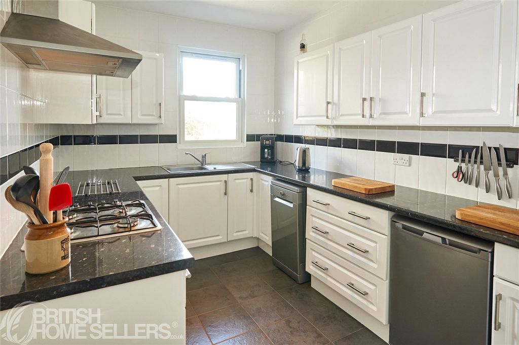 Property photo 2 of 11 Picture No. 07