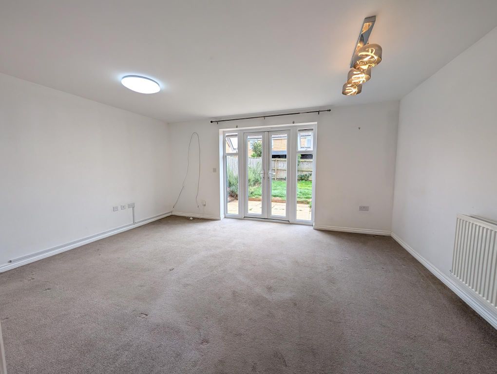 Property photo 3 of 9 Image