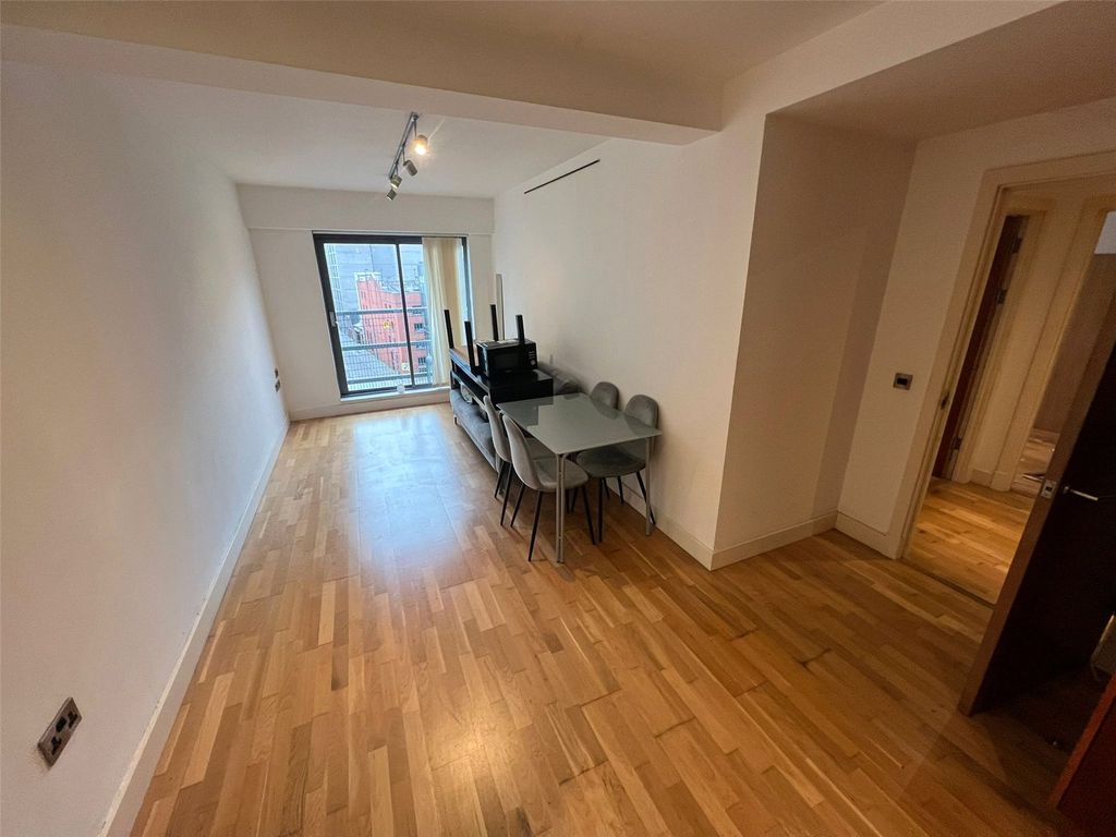 Property photo 2 of 12 Picture No. 05