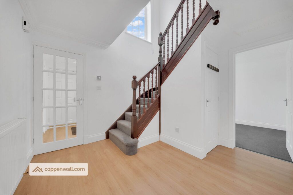 Property photo 2 of 34