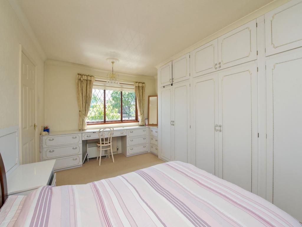 Property photo 3 of 19 Three Bedrooms