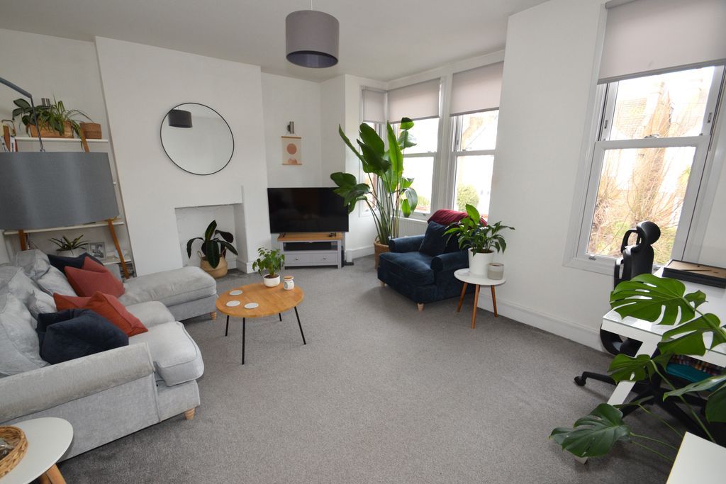 Property photo 3 of 15 Photo 16