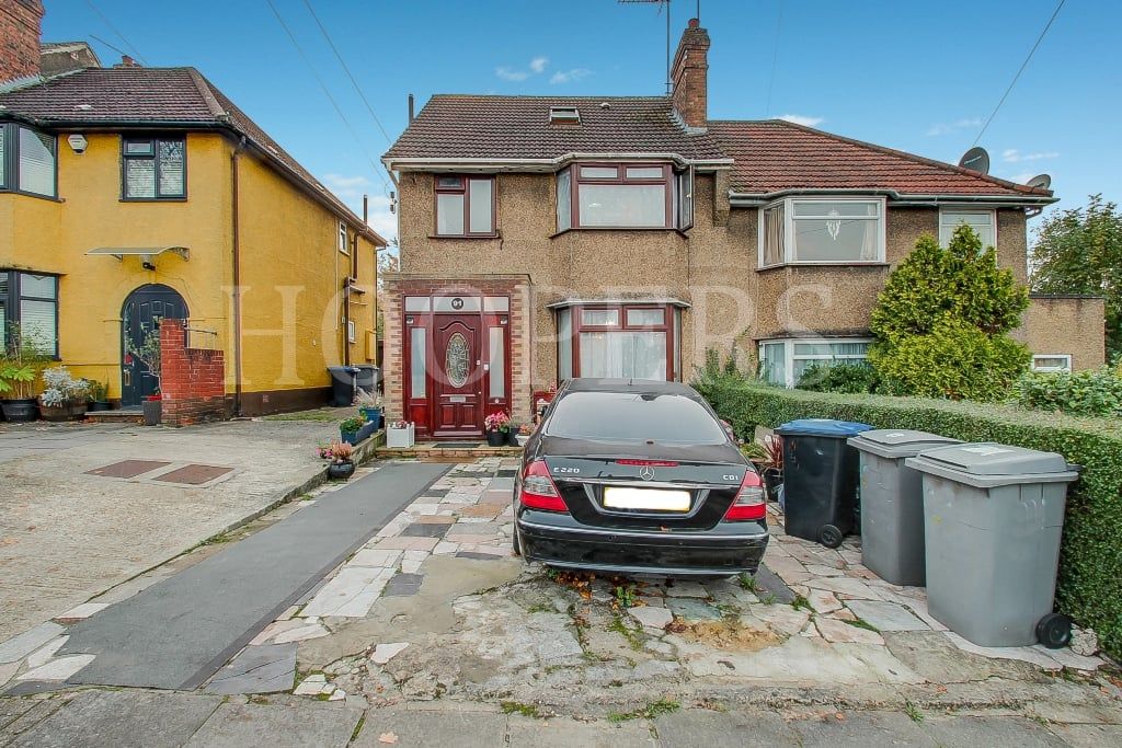 Property photo 1 of 18