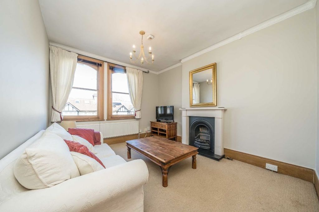 Property photo 1 of 7