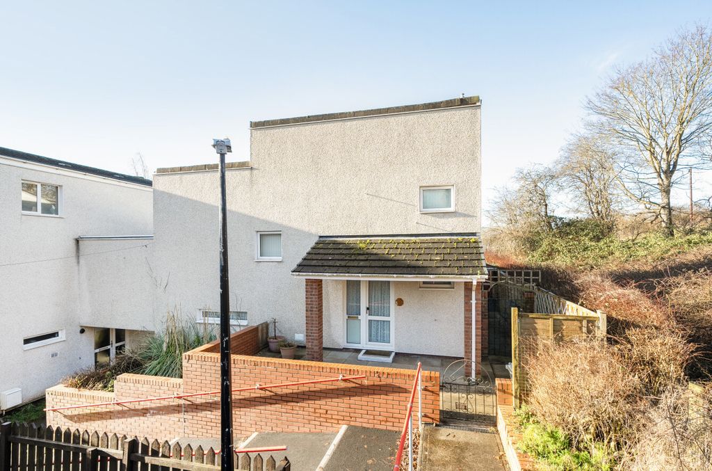 Property photo 1 of 31 1395971-22-697A83...