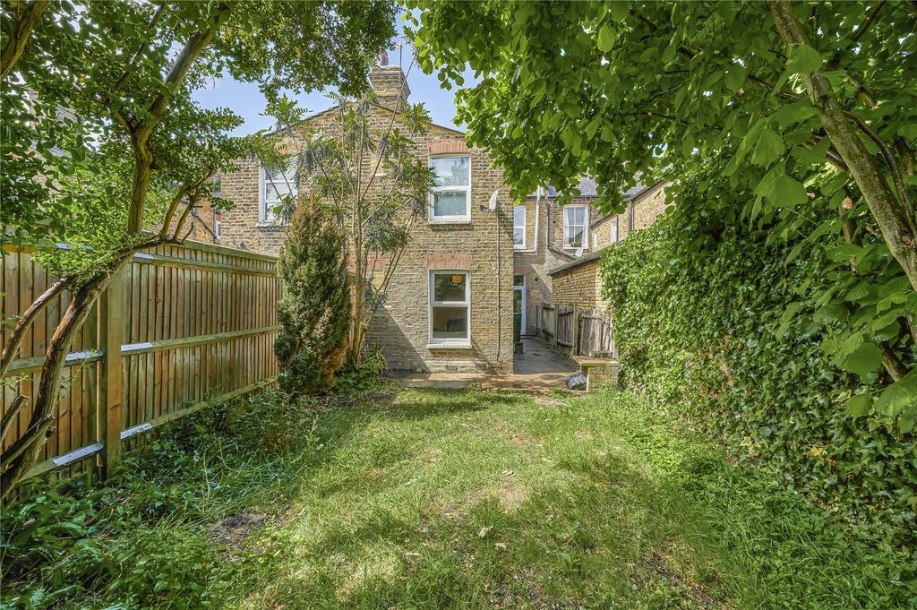 Property photo 2 of 12 Picture No. 27