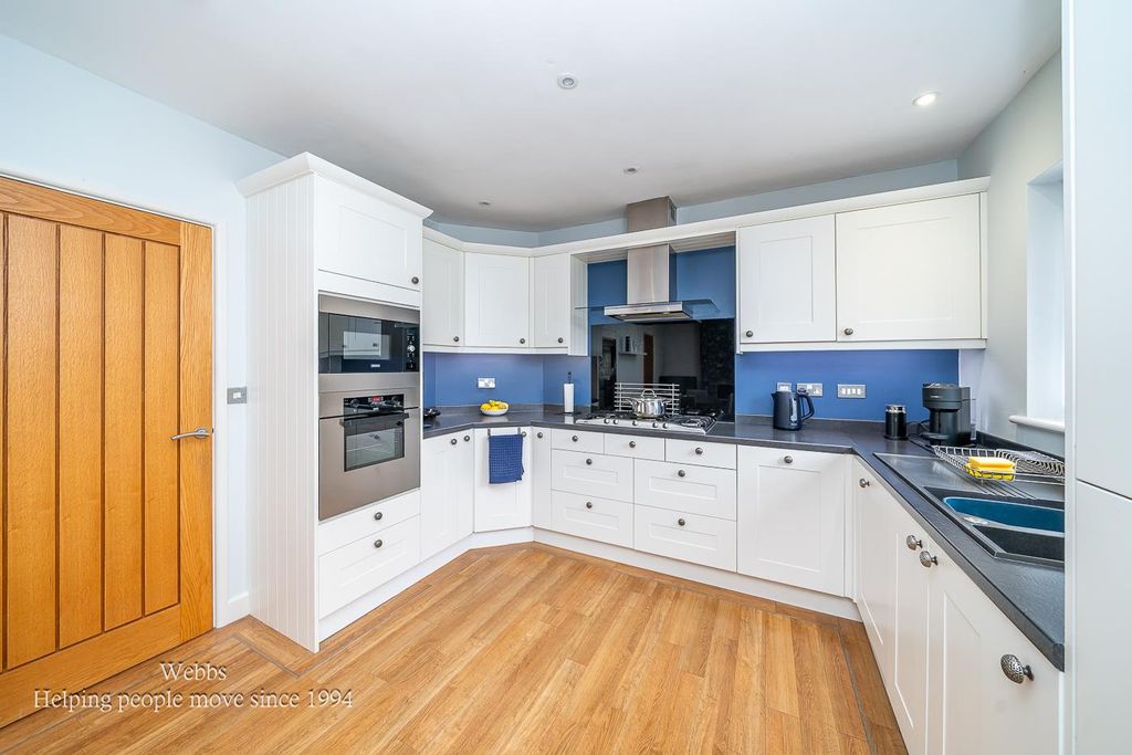 Property photo 3 of 33 Webbs-13.Jpg