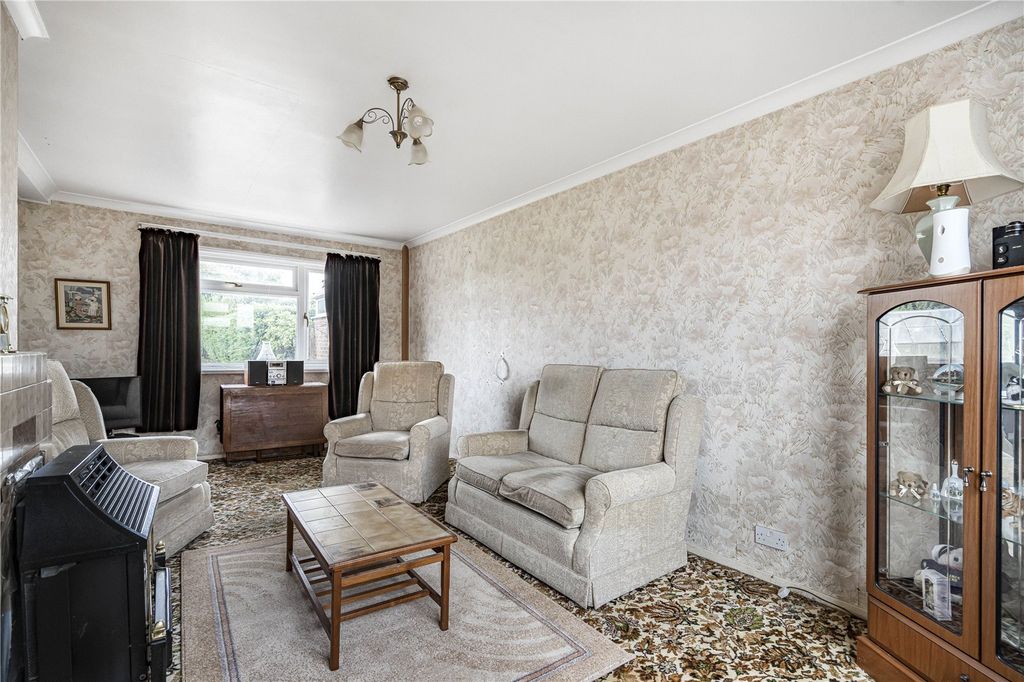 Property photo 2 of 15 Sitting Room