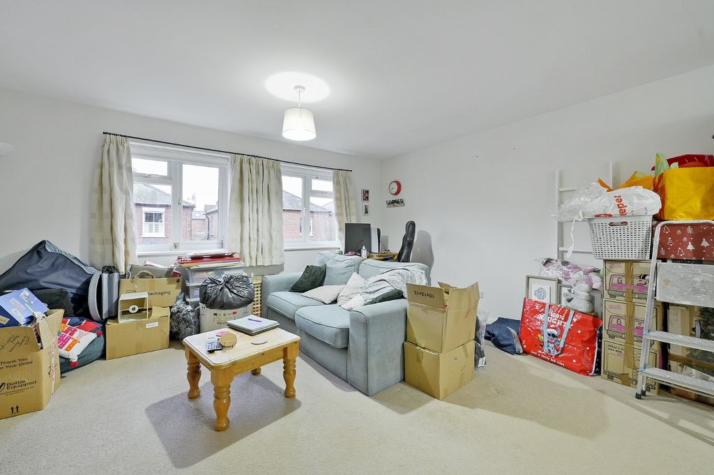 Property photo 3 of 6 Picture No. 19